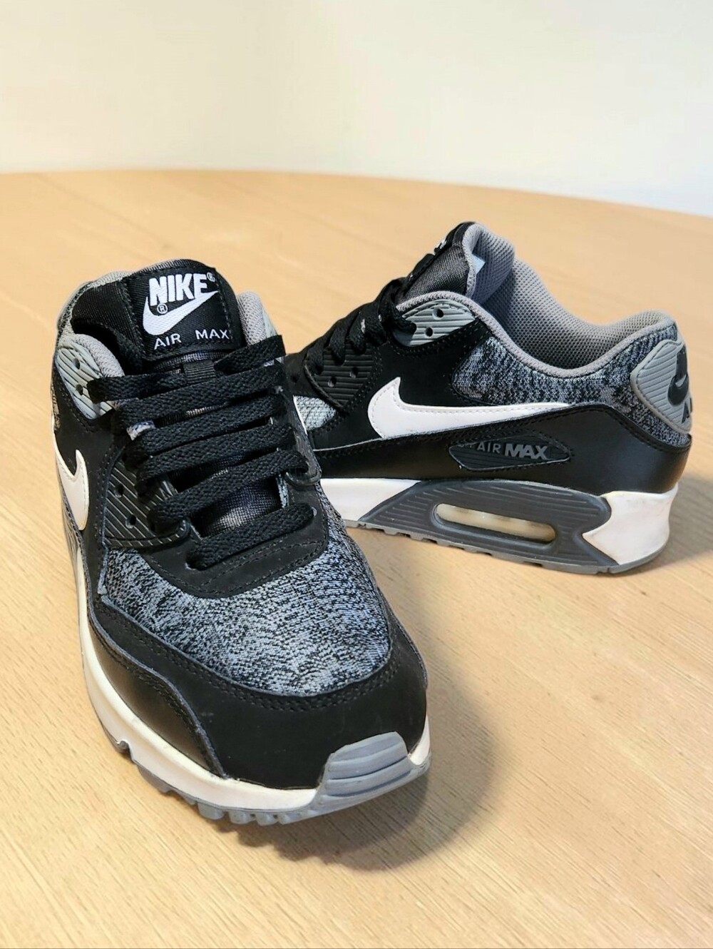 Nike Air Max 90 GS Black Cool Grey Youth 6.5 Womens 8 307793 005 Athletic Lowtop